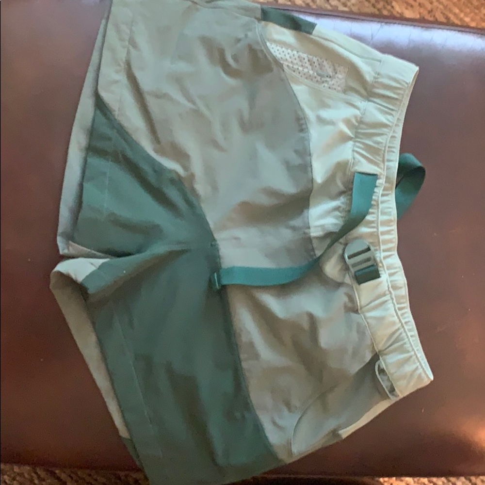 Outdoor voices rec trek shorts
